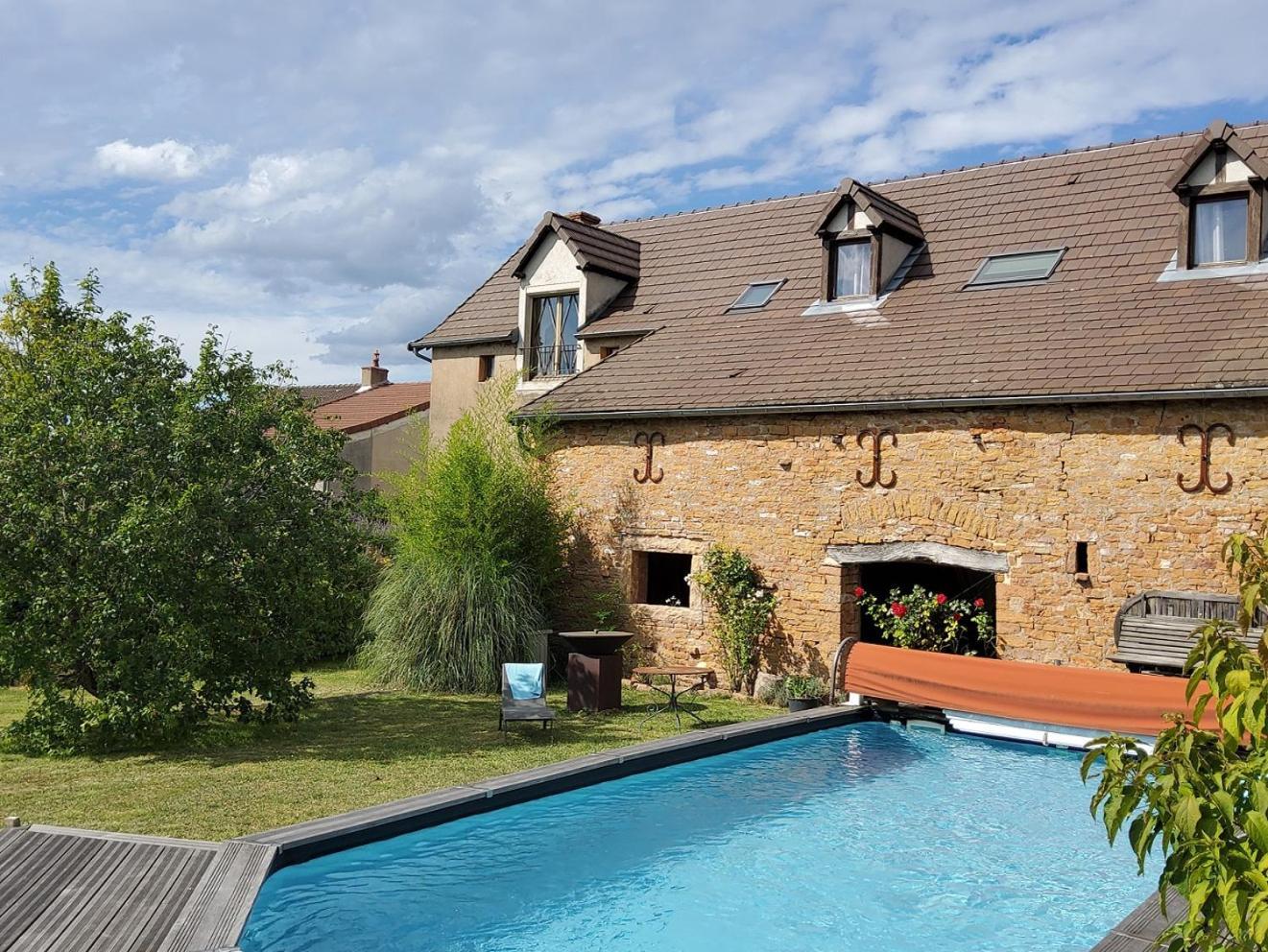 La Parenthese A Etrigny Bed and Breakfast Exteriör bild